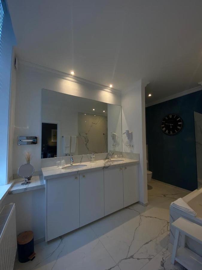 Guesthouse 1640 Брюж Екстериор снимка